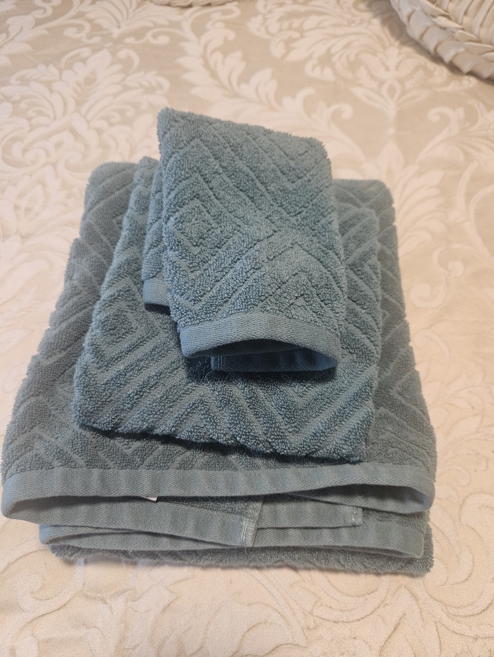 Soft Teal Home Bath Towel Set - Plush Textured Design By Yourself At Home